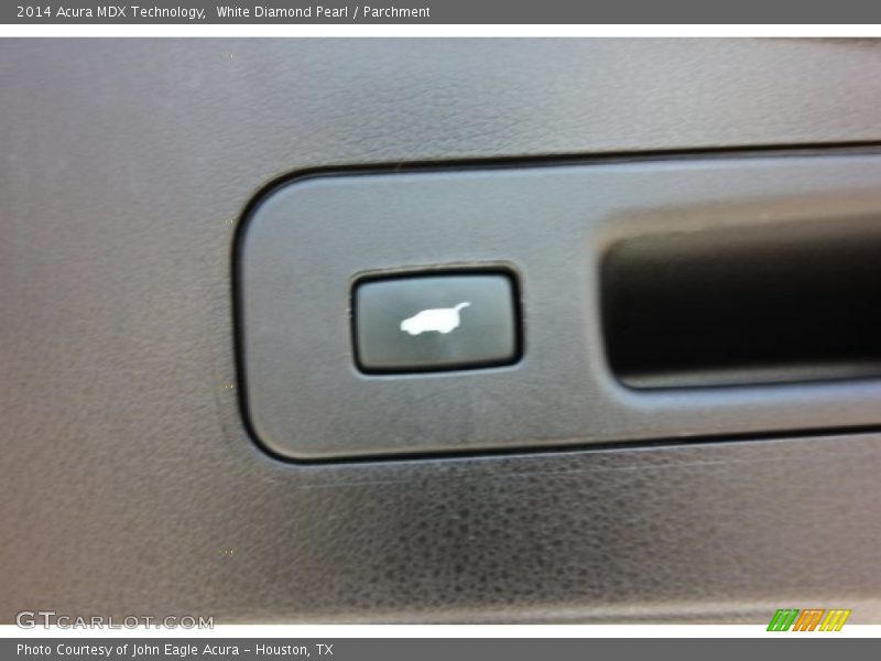 White Diamond Pearl / Parchment 2014 Acura MDX Technology
