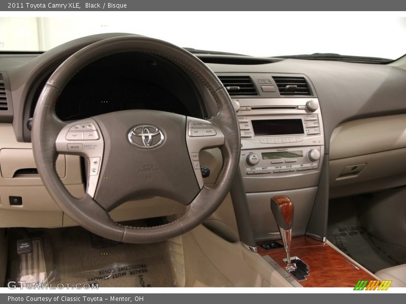 Black / Bisque 2011 Toyota Camry XLE