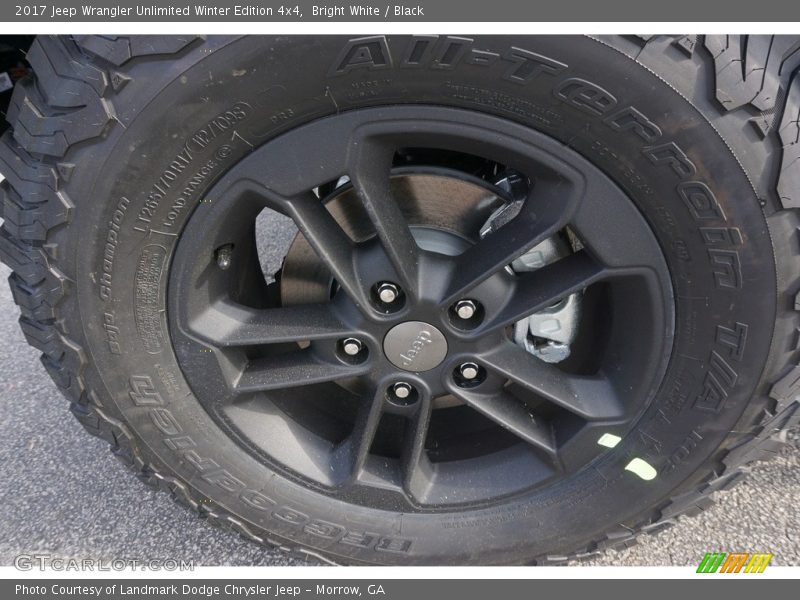 Bright White / Black 2017 Jeep Wrangler Unlimited Winter Edition 4x4