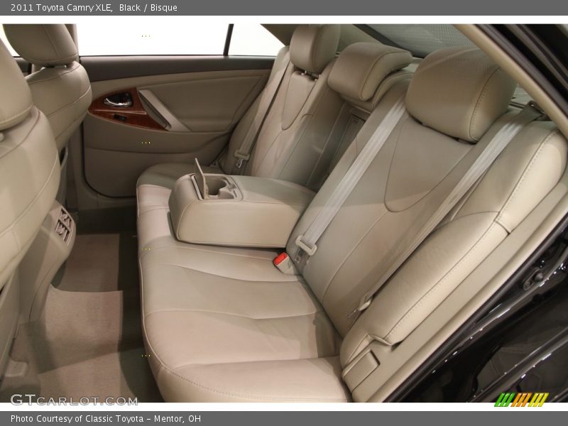 Black / Bisque 2011 Toyota Camry XLE