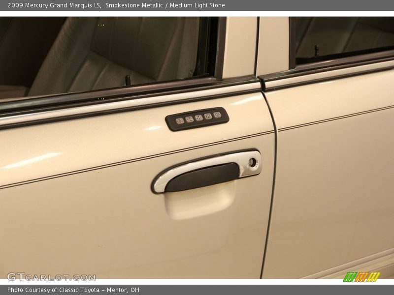 Smokestone Metallic / Medium Light Stone 2009 Mercury Grand Marquis LS