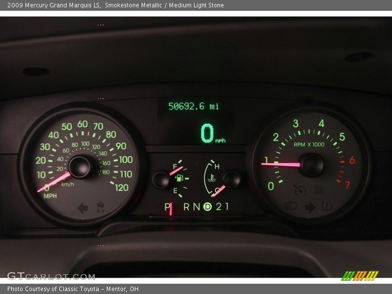 Smokestone Metallic / Medium Light Stone 2009 Mercury Grand Marquis LS