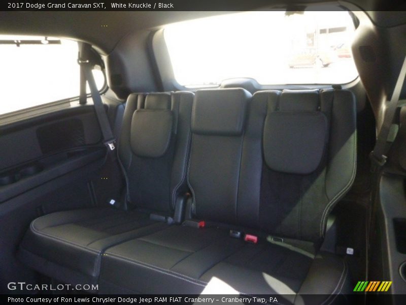 White Knuckle / Black 2017 Dodge Grand Caravan SXT