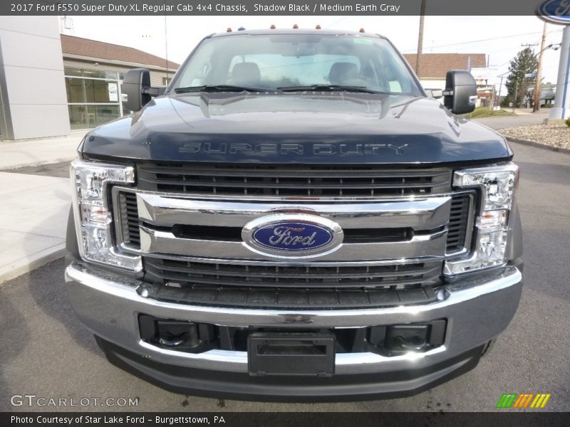 Shadow Black / Medium Earth Gray 2017 Ford F550 Super Duty XL Regular Cab 4x4 Chassis