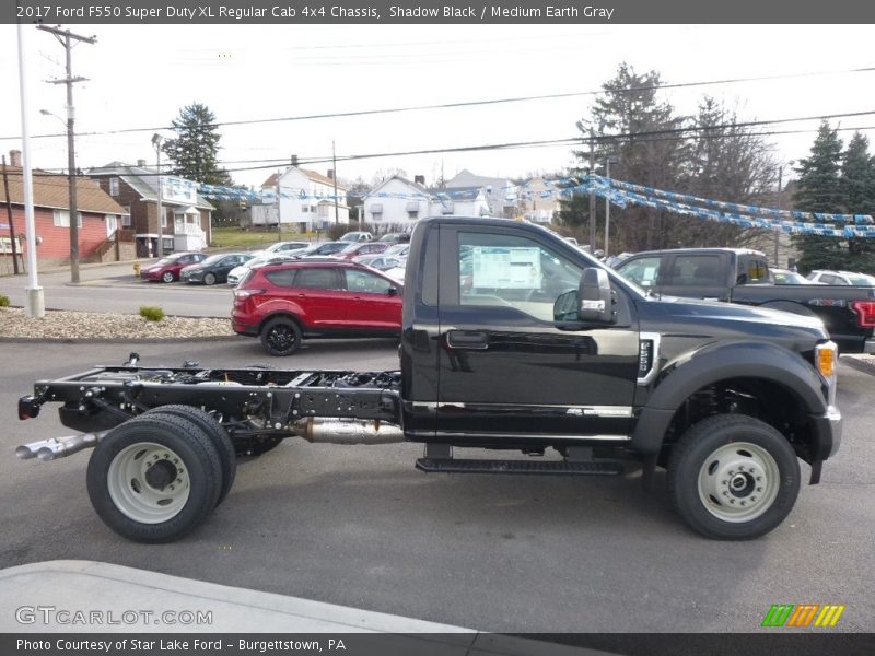  2017 F550 Super Duty XL Regular Cab 4x4 Chassis Shadow Black