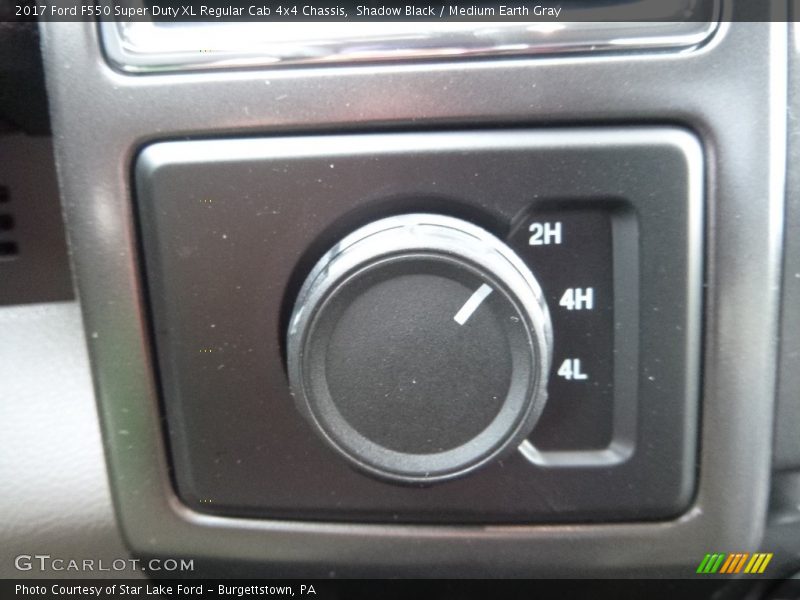 Controls of 2017 F550 Super Duty XL Regular Cab 4x4 Chassis