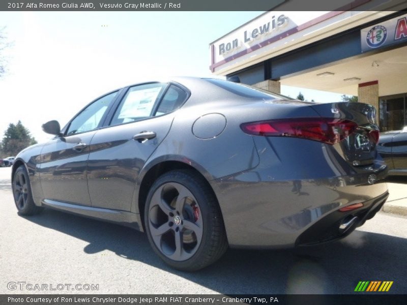 Vesuvio Gray Metallic / Red 2017 Alfa Romeo Giulia AWD