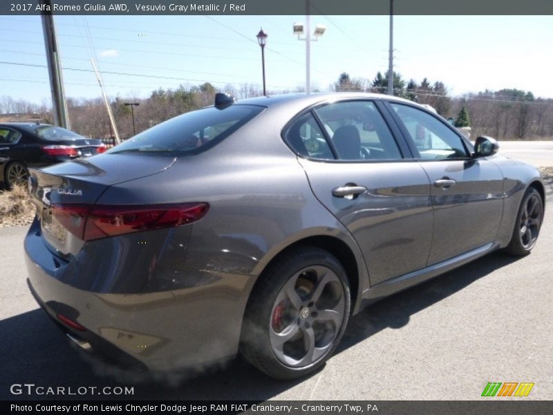 Vesuvio Gray Metallic / Red 2017 Alfa Romeo Giulia AWD