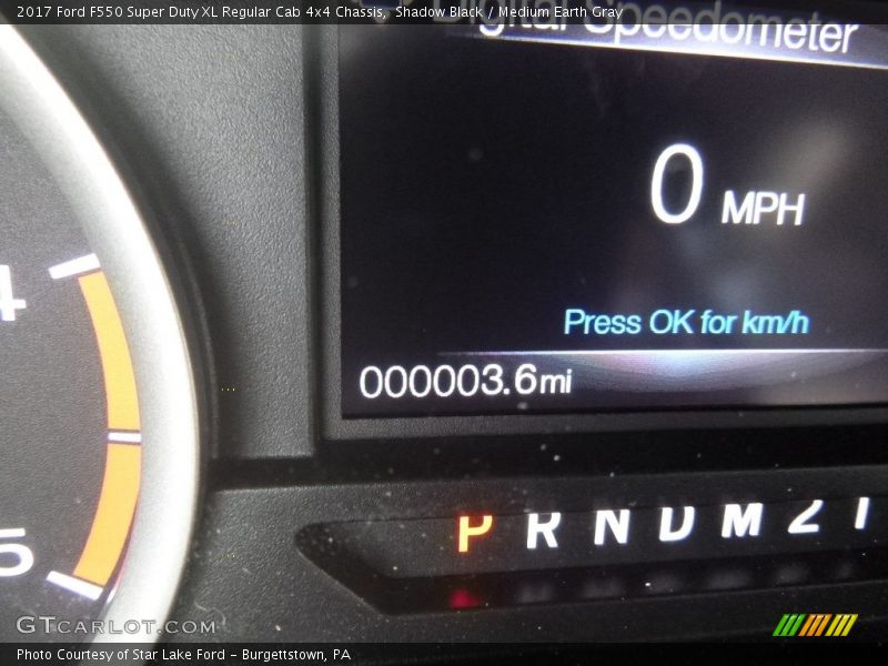 Shadow Black / Medium Earth Gray 2017 Ford F550 Super Duty XL Regular Cab 4x4 Chassis