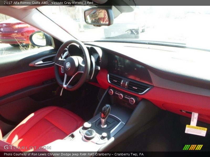Vesuvio Gray Metallic / Red 2017 Alfa Romeo Giulia AWD