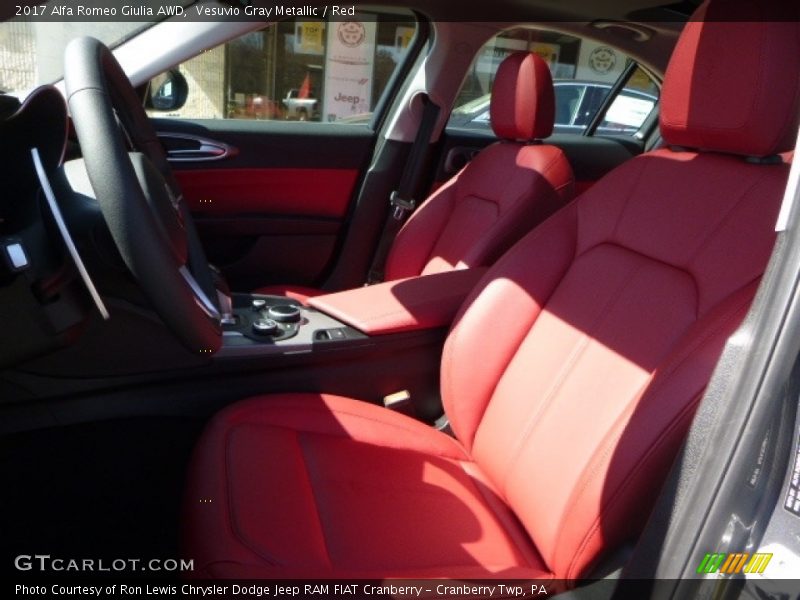 Vesuvio Gray Metallic / Red 2017 Alfa Romeo Giulia AWD
