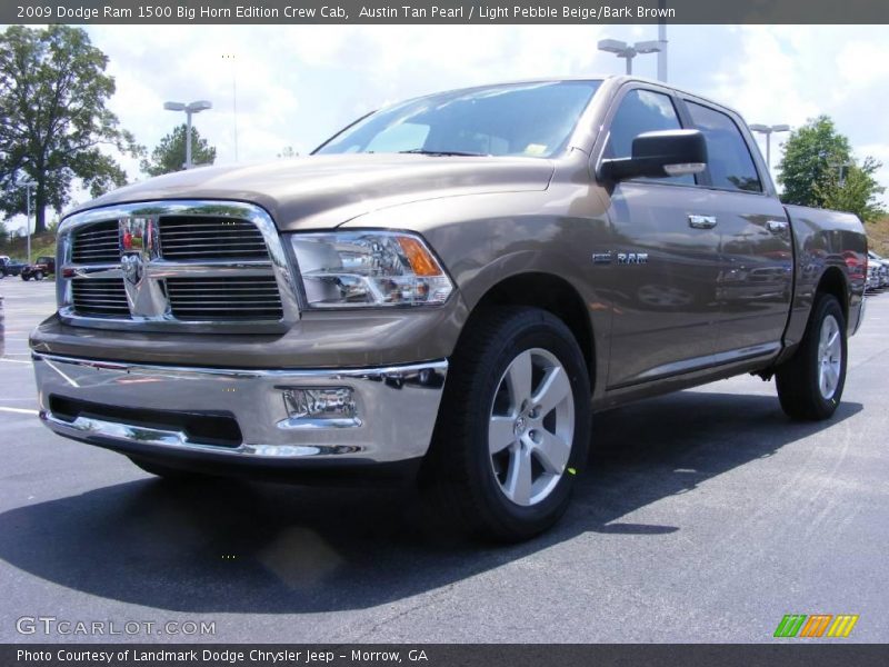 Austin Tan Pearl / Light Pebble Beige/Bark Brown 2009 Dodge Ram 1500 Big Horn Edition Crew Cab