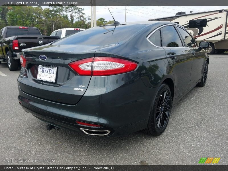 Guard Metallic / Dune 2016 Ford Fusion SE