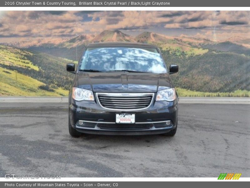 Brilliant Black Crystal Pearl / Black/Light Graystone 2016 Chrysler Town & Country Touring