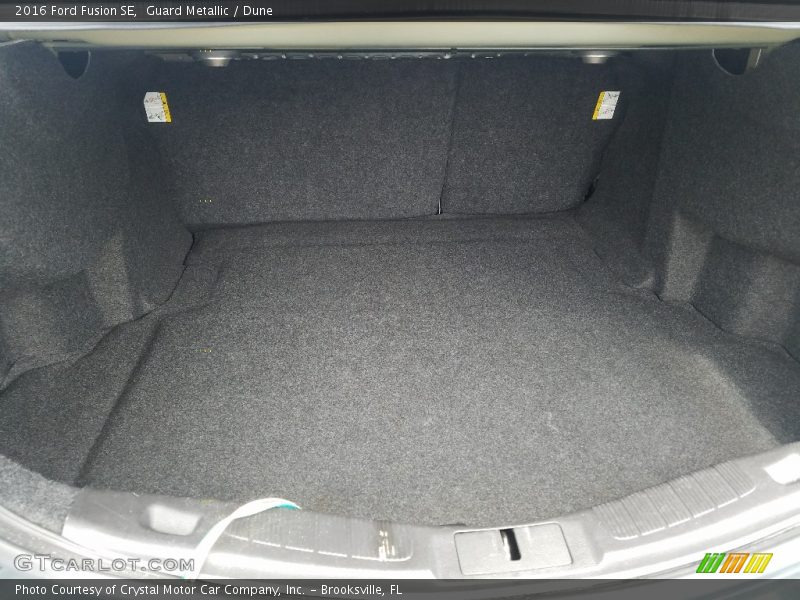 Guard Metallic / Dune 2016 Ford Fusion SE