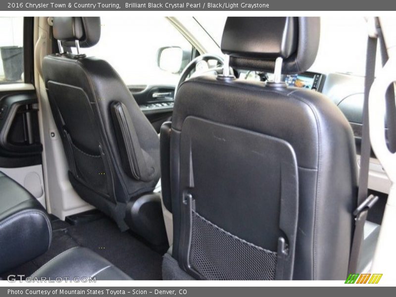 Brilliant Black Crystal Pearl / Black/Light Graystone 2016 Chrysler Town & Country Touring