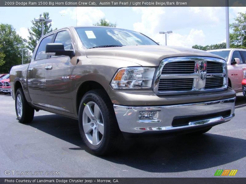 Austin Tan Pearl / Light Pebble Beige/Bark Brown 2009 Dodge Ram 1500 Big Horn Edition Crew Cab