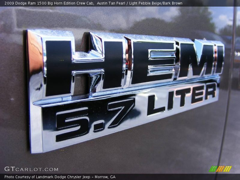 Austin Tan Pearl / Light Pebble Beige/Bark Brown 2009 Dodge Ram 1500 Big Horn Edition Crew Cab