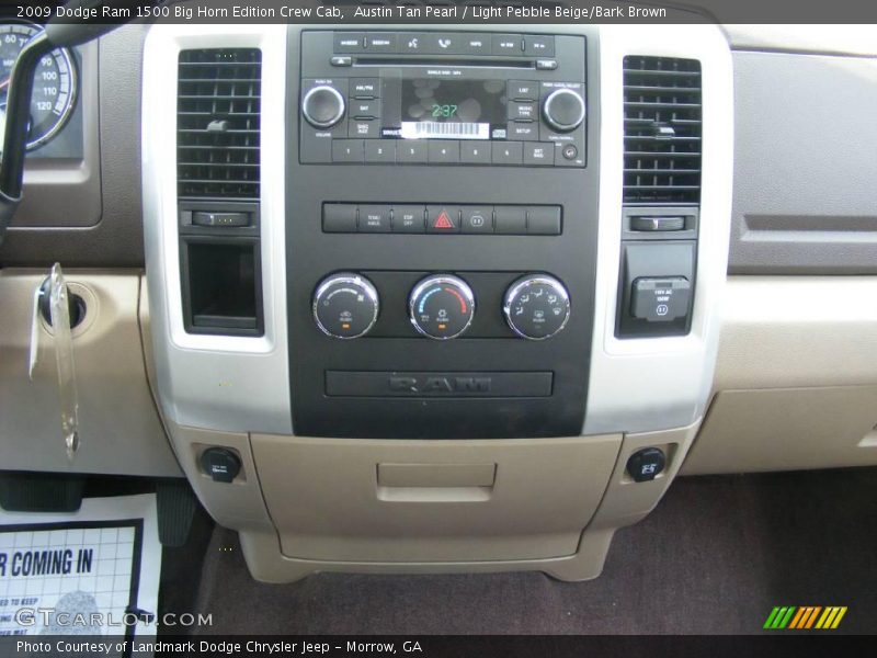 Austin Tan Pearl / Light Pebble Beige/Bark Brown 2009 Dodge Ram 1500 Big Horn Edition Crew Cab
