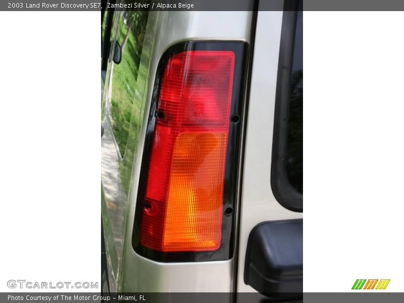 Zambezi Silver / Alpaca Beige 2003 Land Rover Discovery SE7