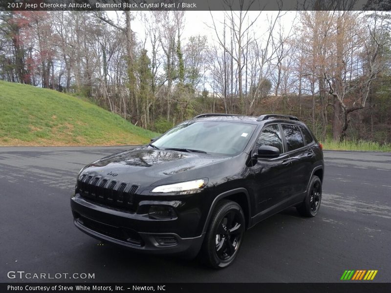 Diamond Black Crystal Pearl / Black 2017 Jeep Cherokee Altitude