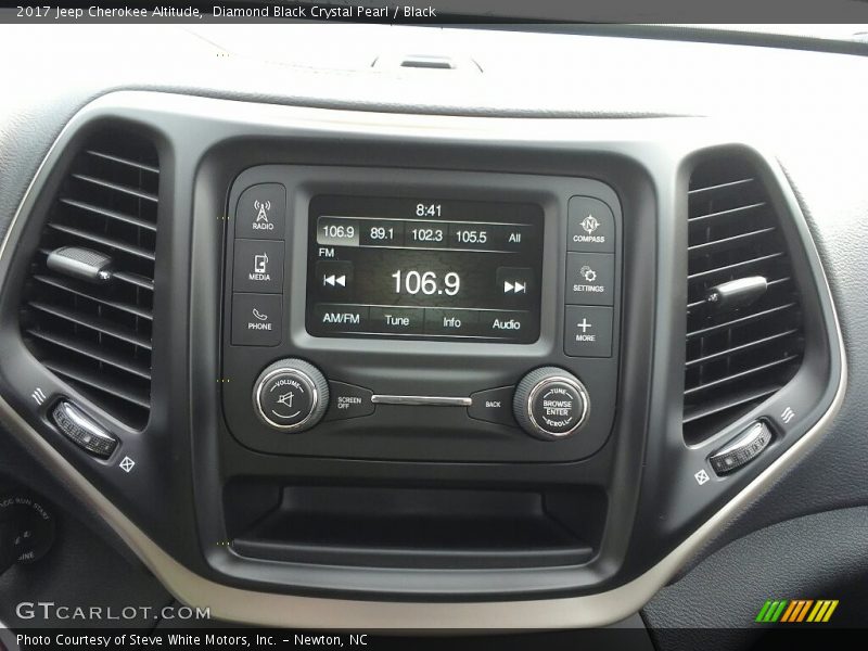 Controls of 2017 Cherokee Altitude