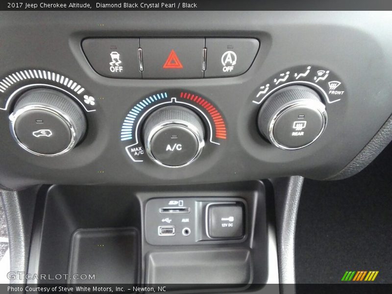 Controls of 2017 Cherokee Altitude