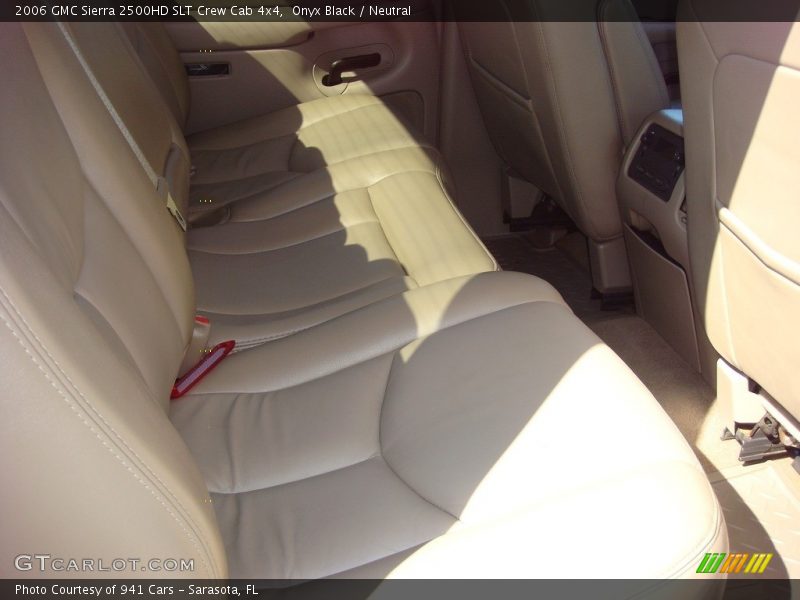 Onyx Black / Neutral 2006 GMC Sierra 2500HD SLT Crew Cab 4x4