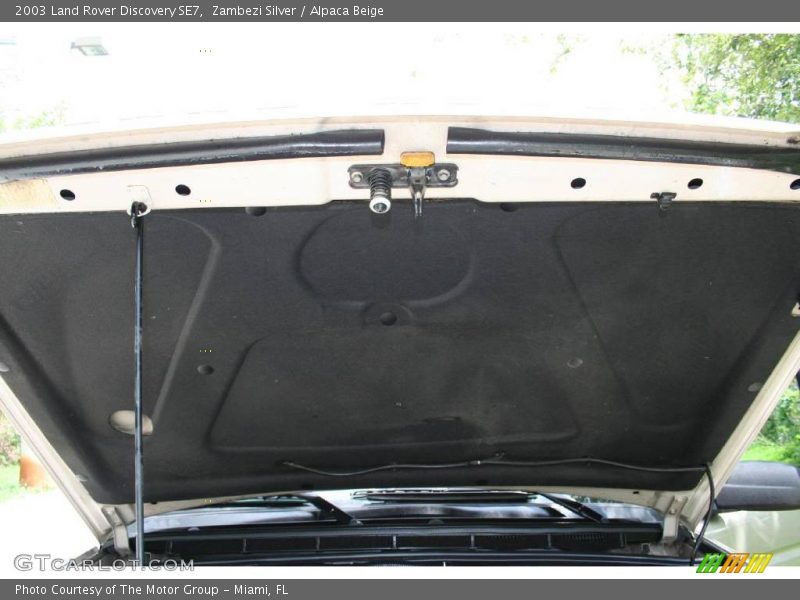 Zambezi Silver / Alpaca Beige 2003 Land Rover Discovery SE7