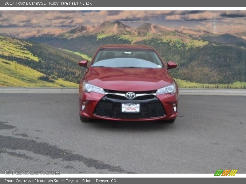 Ruby Flare Pearl / Black 2017 Toyota Camry SE