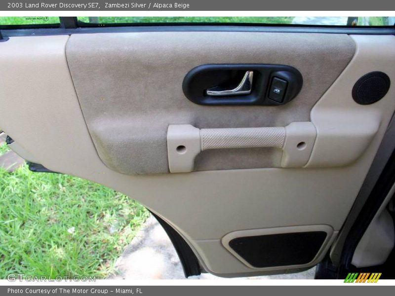 Zambezi Silver / Alpaca Beige 2003 Land Rover Discovery SE7