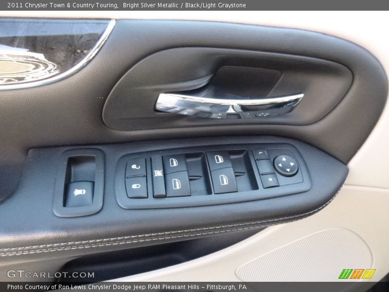 Bright Silver Metallic / Black/Light Graystone 2011 Chrysler Town & Country Touring