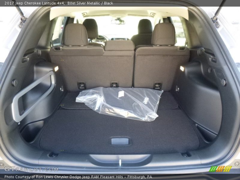 Billet Silver Metallic / Black 2017 Jeep Cherokee Latitude 4x4