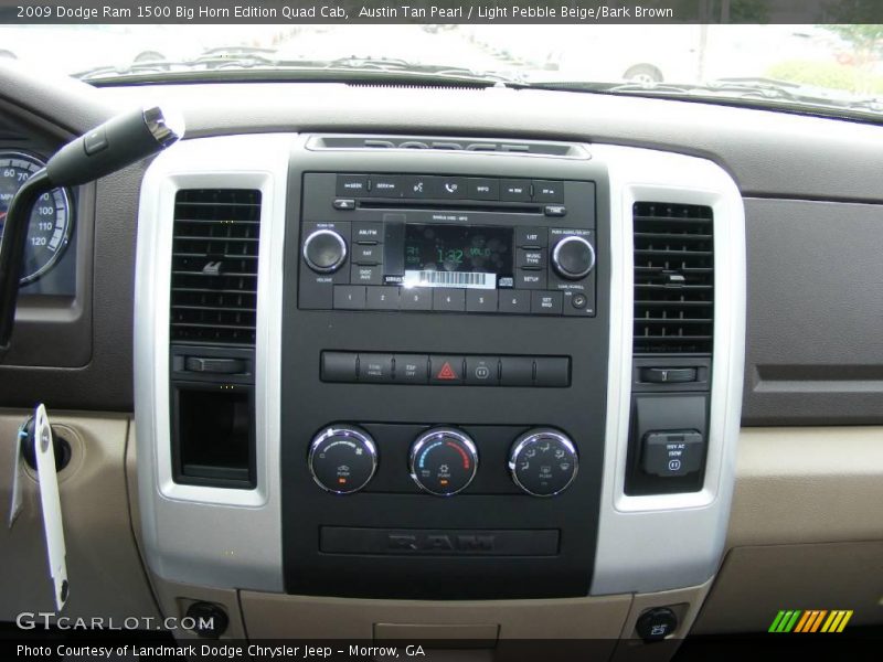 Austin Tan Pearl / Light Pebble Beige/Bark Brown 2009 Dodge Ram 1500 Big Horn Edition Quad Cab
