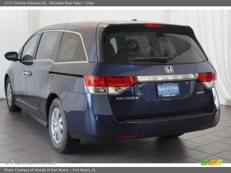 Obsidian Blue Pearl / Gray 2017 Honda Odyssey SE