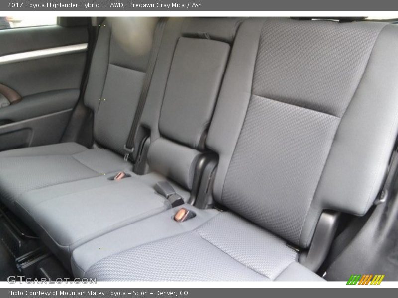 Predawn Gray Mica / Ash 2017 Toyota Highlander Hybrid LE AWD