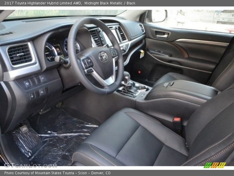 Midnight Black Metallic / Black 2017 Toyota Highlander Hybrid Limited AWD