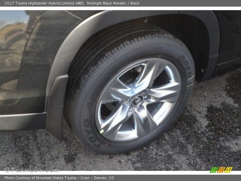 Midnight Black Metallic / Black 2017 Toyota Highlander Hybrid Limited AWD