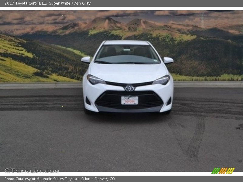 Super White / Ash Gray 2017 Toyota Corolla LE