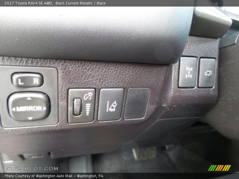 Controls of 2017 RAV4 SE AWD