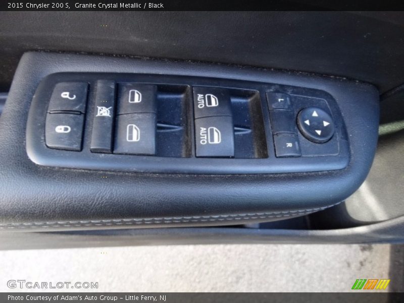 Granite Crystal Metallic / Black 2015 Chrysler 200 S