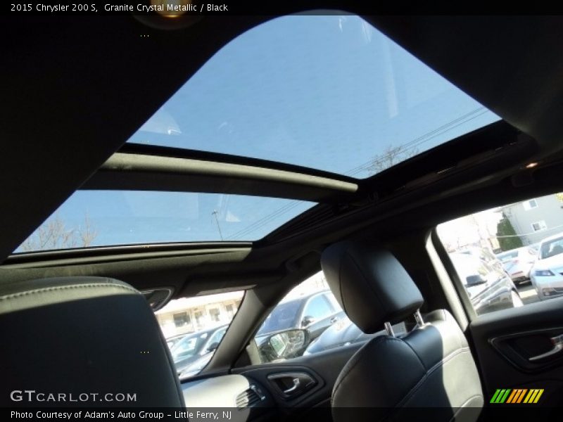 Granite Crystal Metallic / Black 2015 Chrysler 200 S