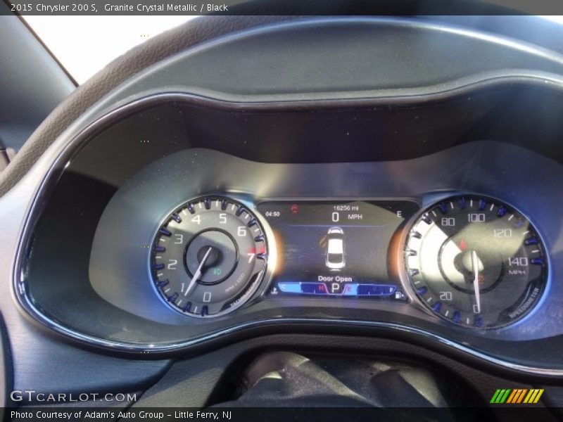 Granite Crystal Metallic / Black 2015 Chrysler 200 S