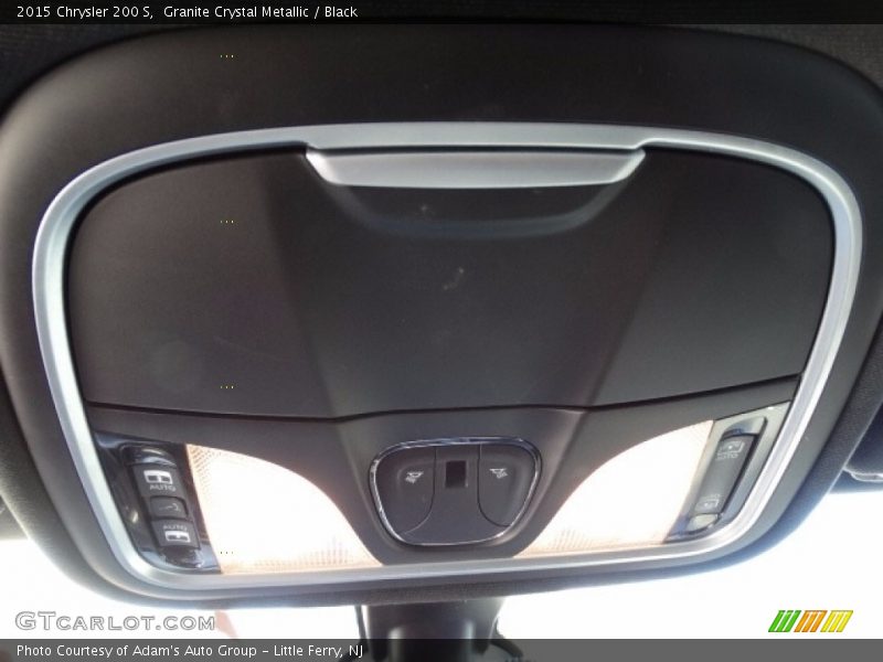 Granite Crystal Metallic / Black 2015 Chrysler 200 S