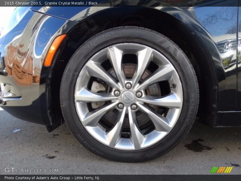 Granite Crystal Metallic / Black 2015 Chrysler 200 S