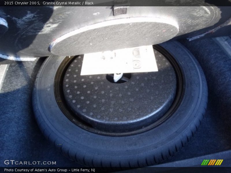 Granite Crystal Metallic / Black 2015 Chrysler 200 S