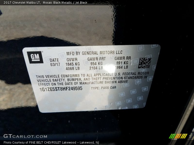 Mosaic Black Metallic / Jet Black 2017 Chevrolet Malibu LT
