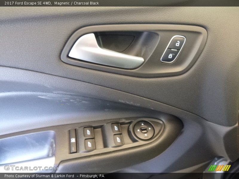 Magnetic / Charcoal Black 2017 Ford Escape SE 4WD