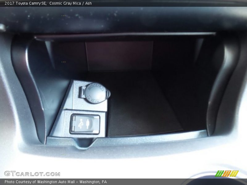 Cosmic Gray Mica / Ash 2017 Toyota Camry SE