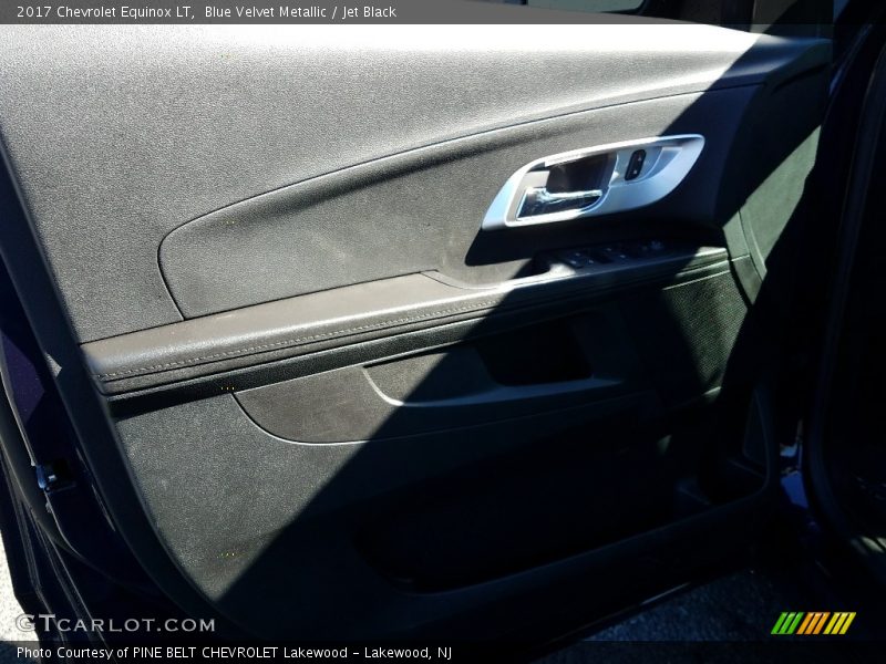 Blue Velvet Metallic / Jet Black 2017 Chevrolet Equinox LT